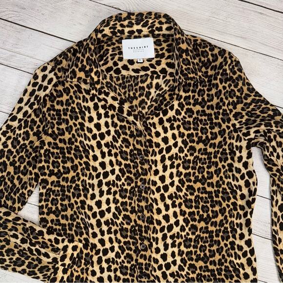THE SHIRT by Rochelle Behrens Classic Animal Print Button Up Blouse Top Small - Picture 3 of 7